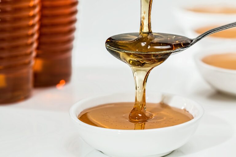 Here Are 10 Surprising Reasons Why You Are Craving Honey