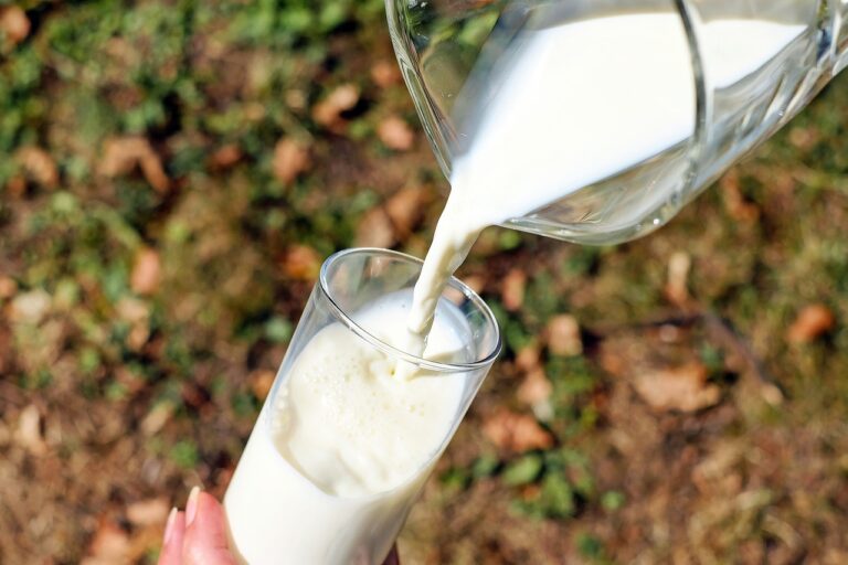 10 Interesting Reasons Why You Are Craving Milk